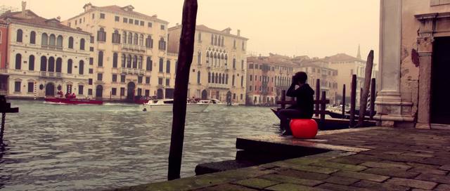 Space Hoppers in Venice